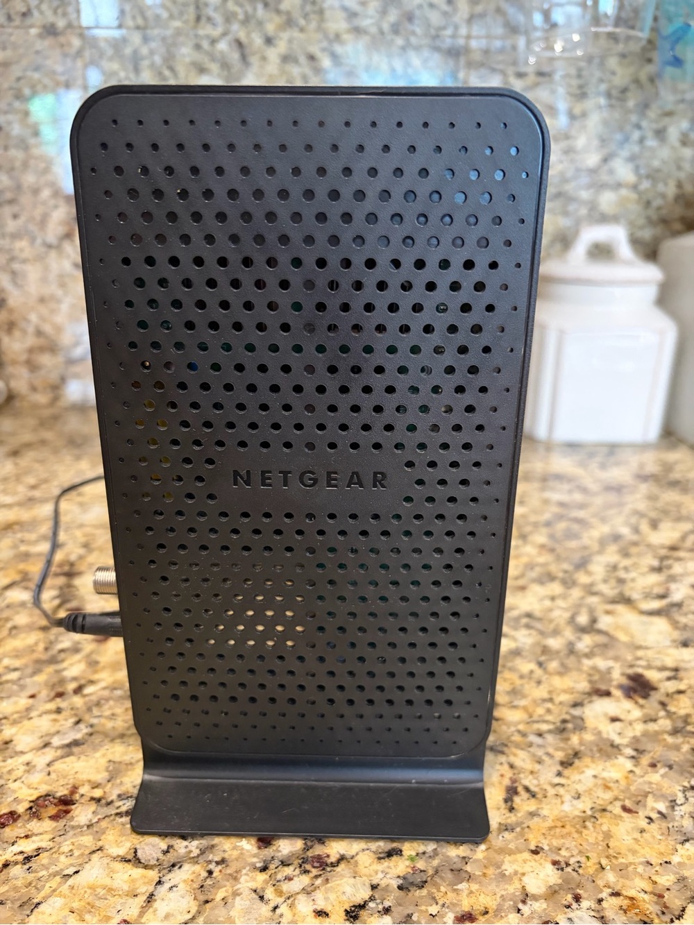 Netgear C3700-100NAS N600 (8x4) WiFi DOCSIS 3.0 Cable Modem Router